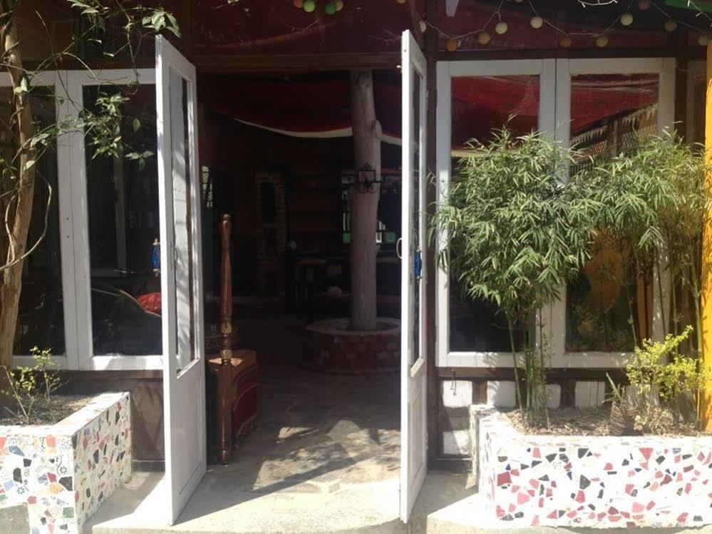 Alobar1000 Hostel Katmandú Exterior foto
